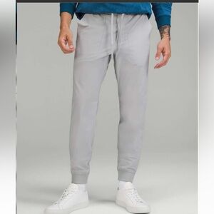 Lululemon ABC Jogger *Warpstreme”